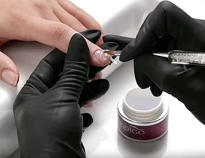 1-1 Gel Nails Extensions Course